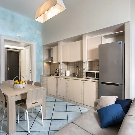 Semesterbostad Residenza Santa Lucia A Mare *